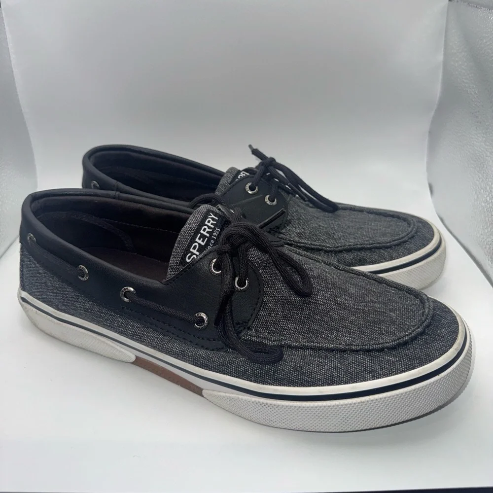 Sperry Men's Gray and Black Boat Shoes. Size 10.5